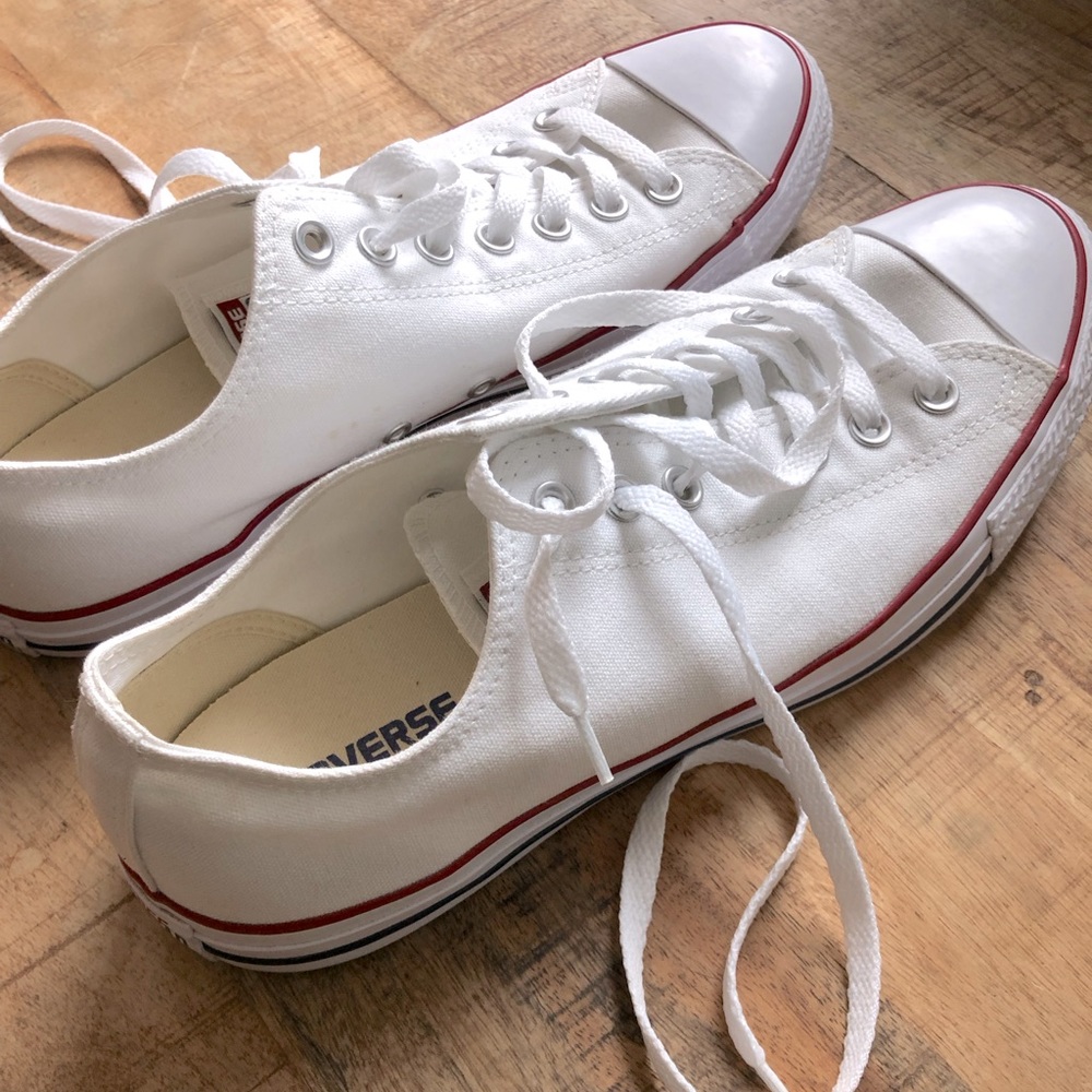 Converse All Star White Low Top Shoes Women’s 12.5 Men’s 10.5